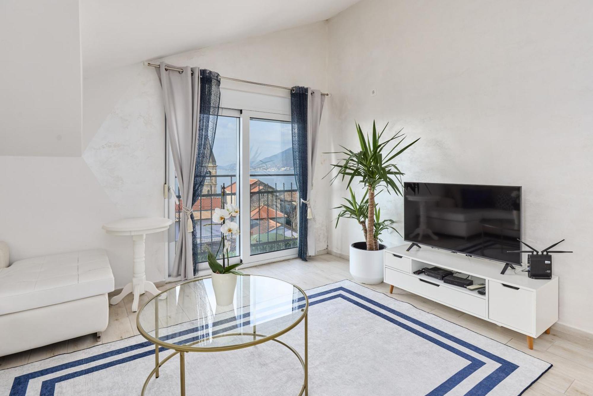 Bayview Apartments Tivat Montenegro Eksteriør bilde
